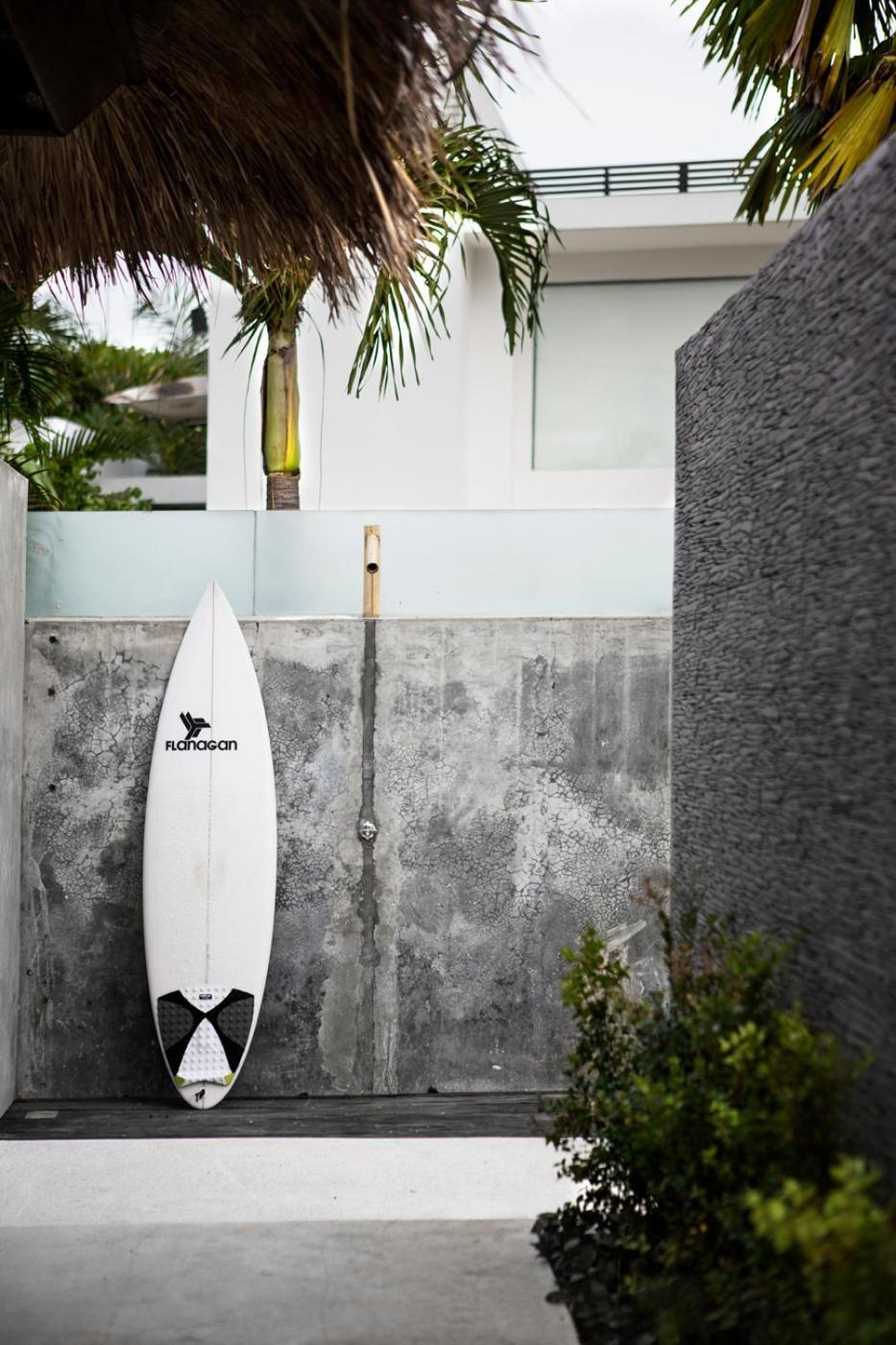 Surflodge Limasan Bali Kerobokan Extérieur photo